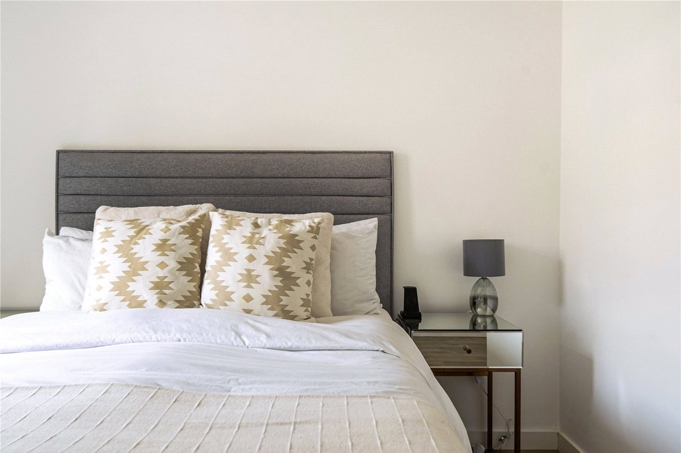 2 bedroom property for sale in Sydenham | Robinson Jackson