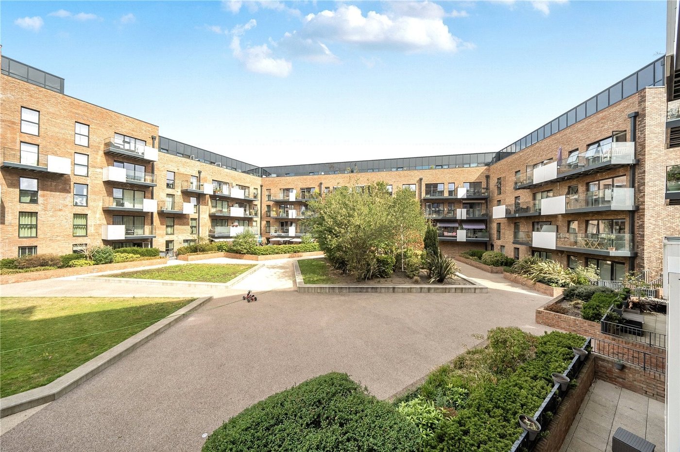 2 bedroom property for sale in Sydenham | Robinson Jackson