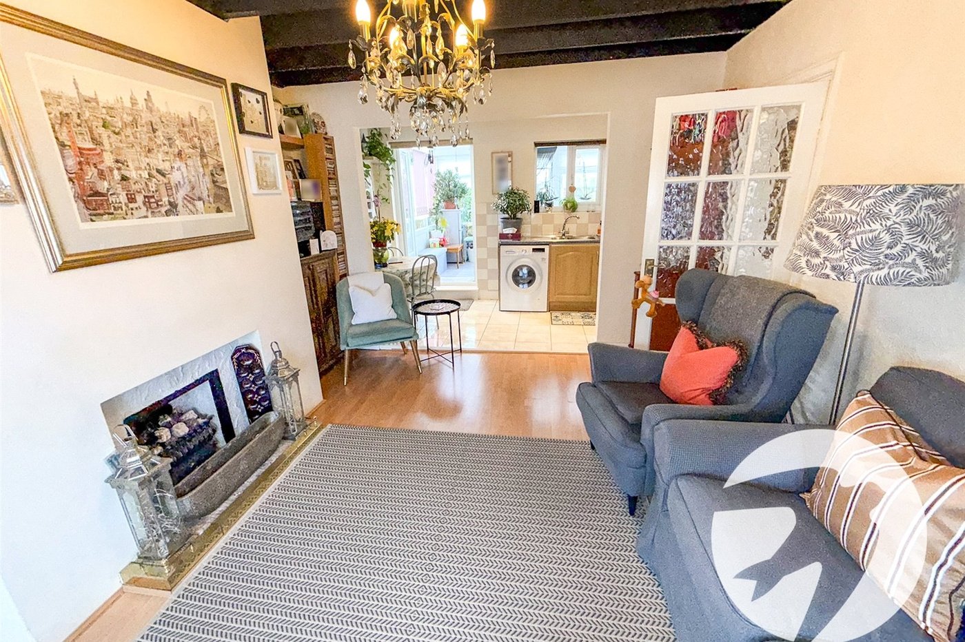 3 bedroom house for sale in London | Robinson Jackson