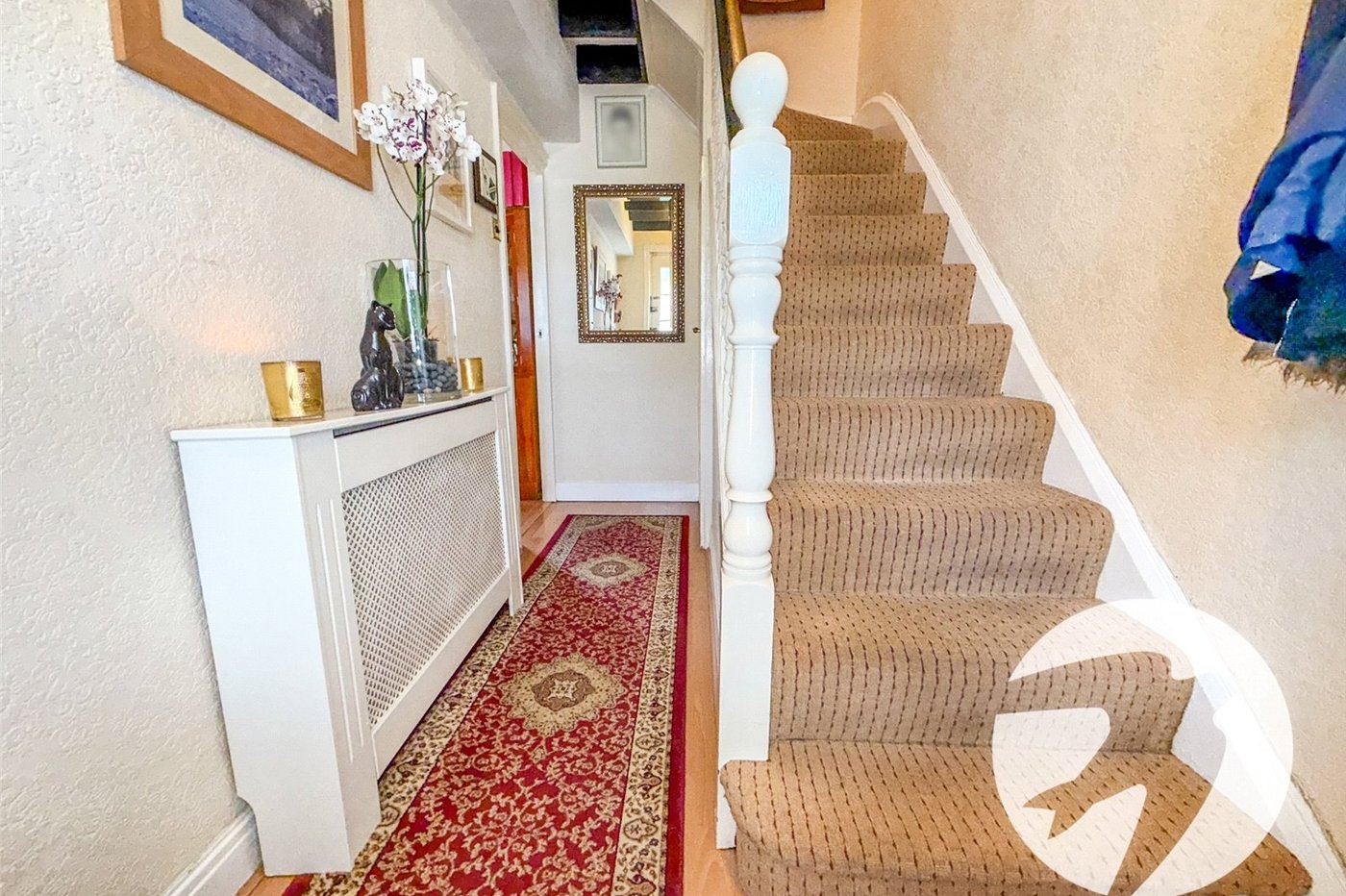 3 bedroom house for sale in London | Robinson Jackson