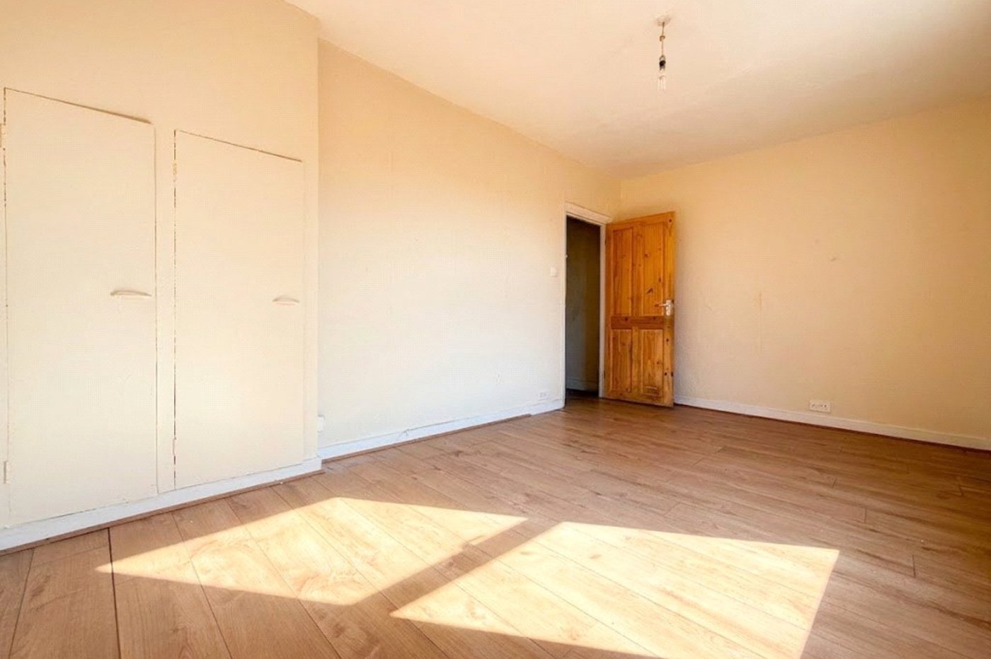 2 bedroom house for sale in Plumstead | Robinson Jackson