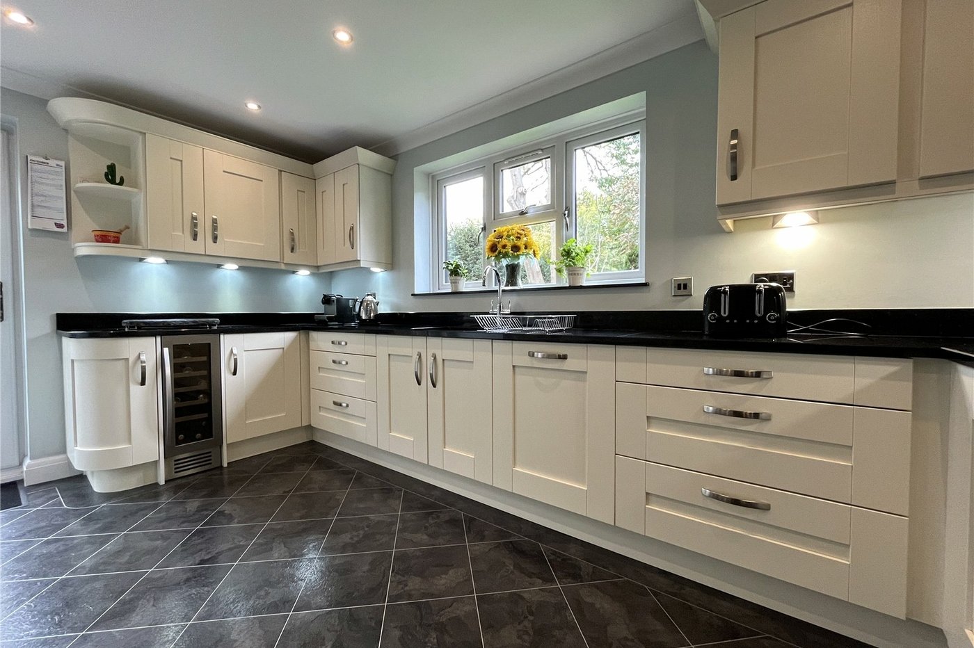 4 bedroom house for sale in Walderslade | Robinson Michael & Jackson