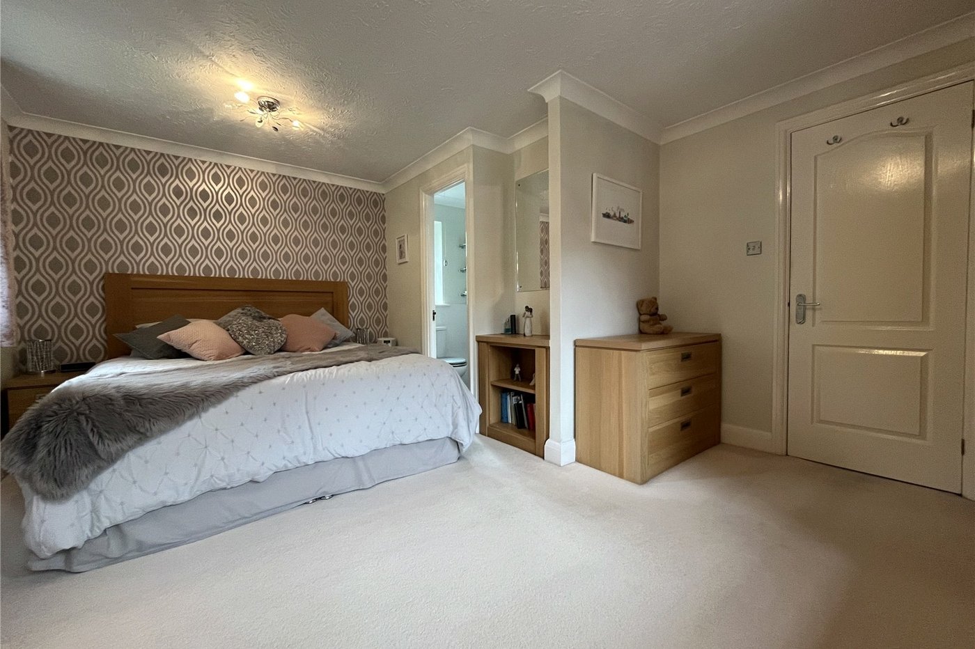 4 bedroom house for sale in Walderslade | Robinson Michael & Jackson