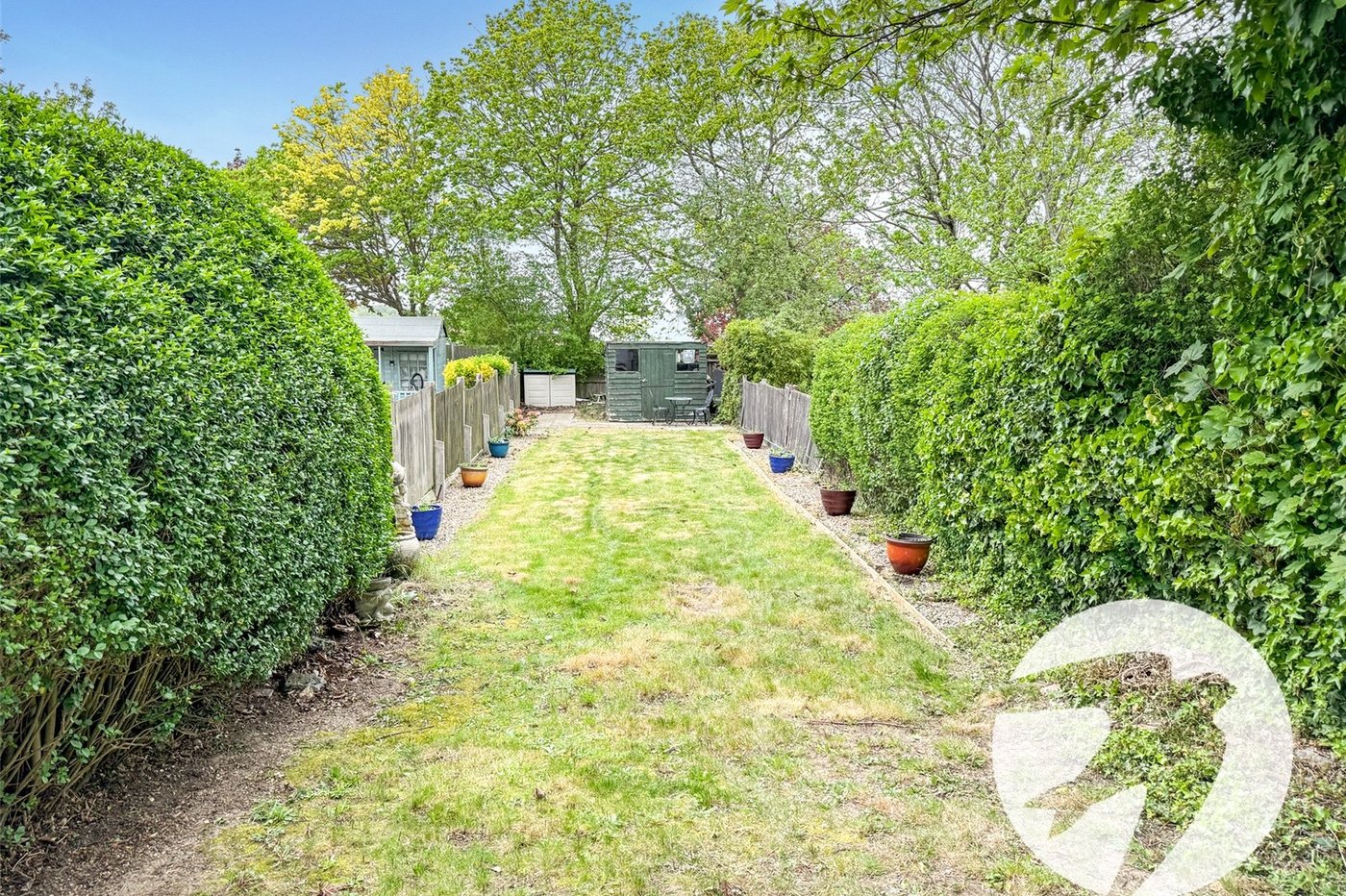 3 bedroom house for sale in London | Robinson Jackson