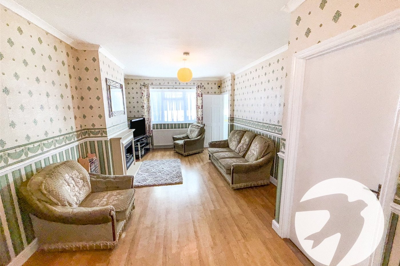 3 bedroom house for sale in London | Robinson Jackson