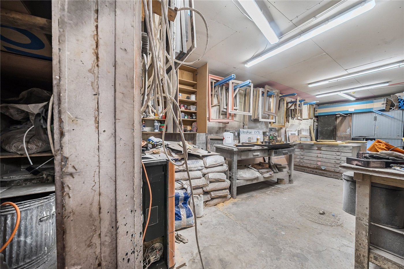 5 bedroom house for sale in Queensthorpe Road | Robinson Jackson