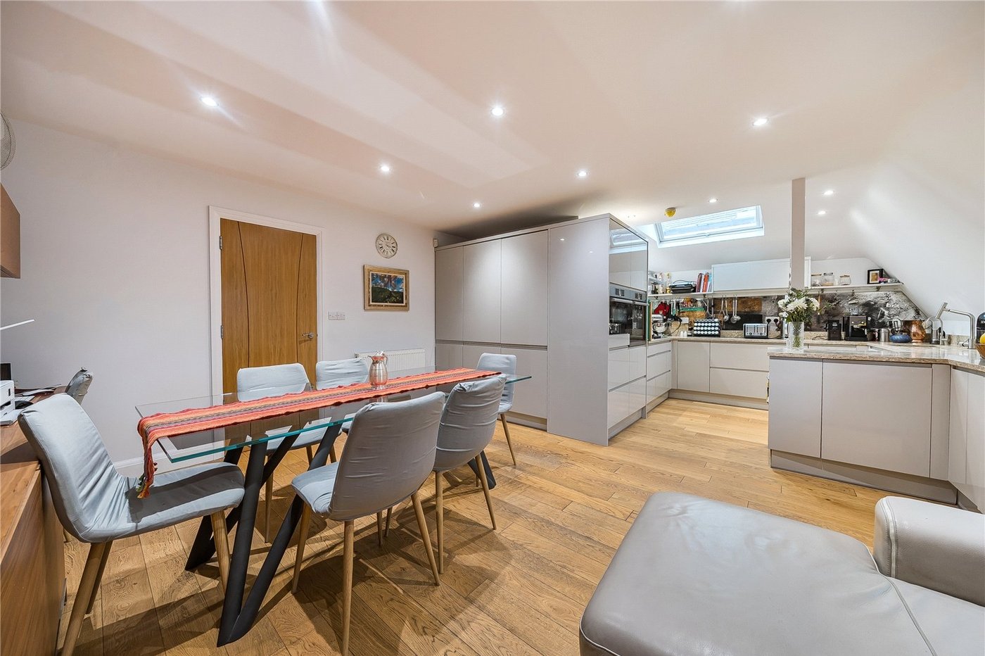 5 bedroom house for sale in Queensthorpe Road | Robinson Jackson