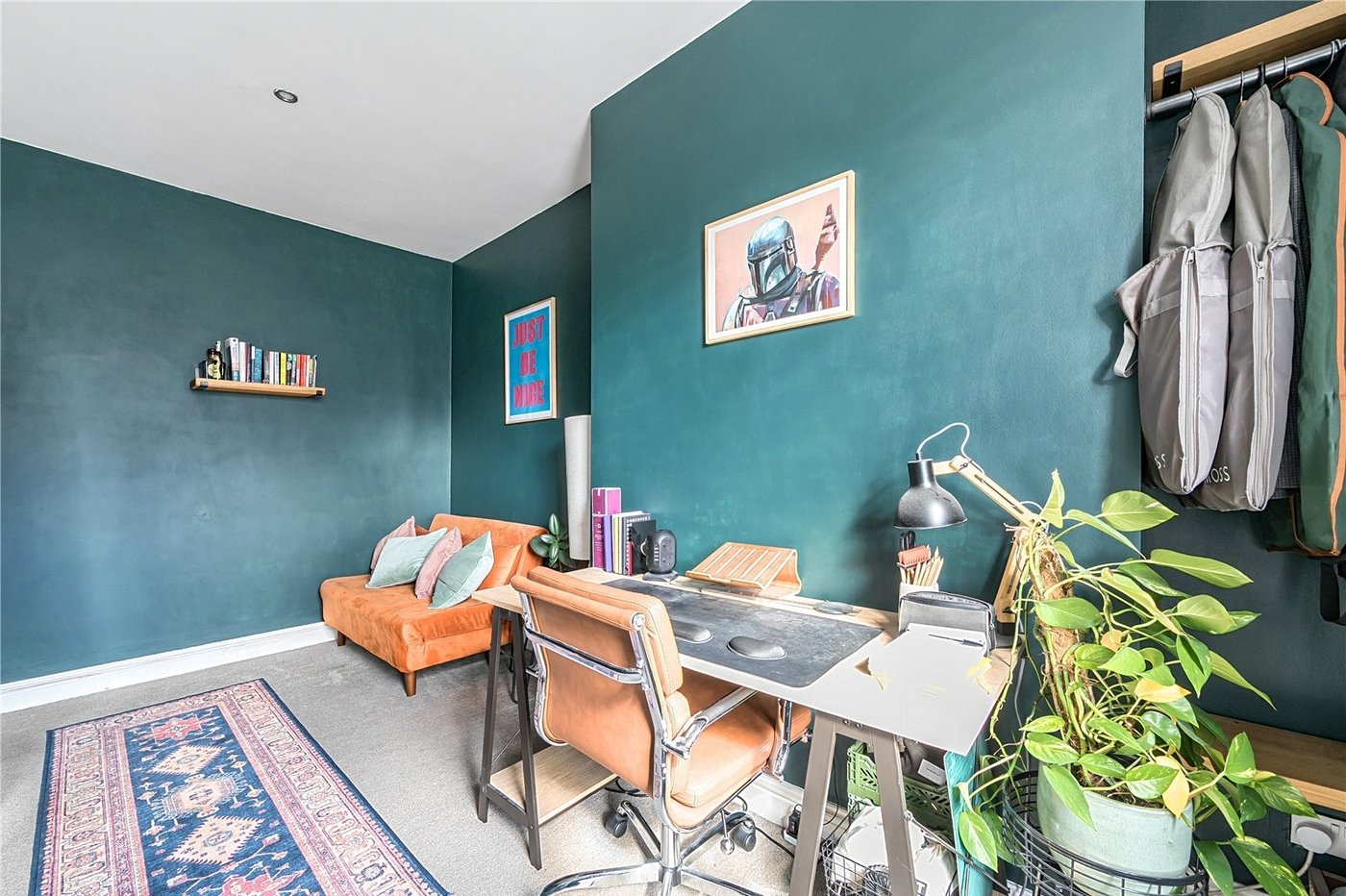 2 bedroom property for sale in  | Robinson Jackson