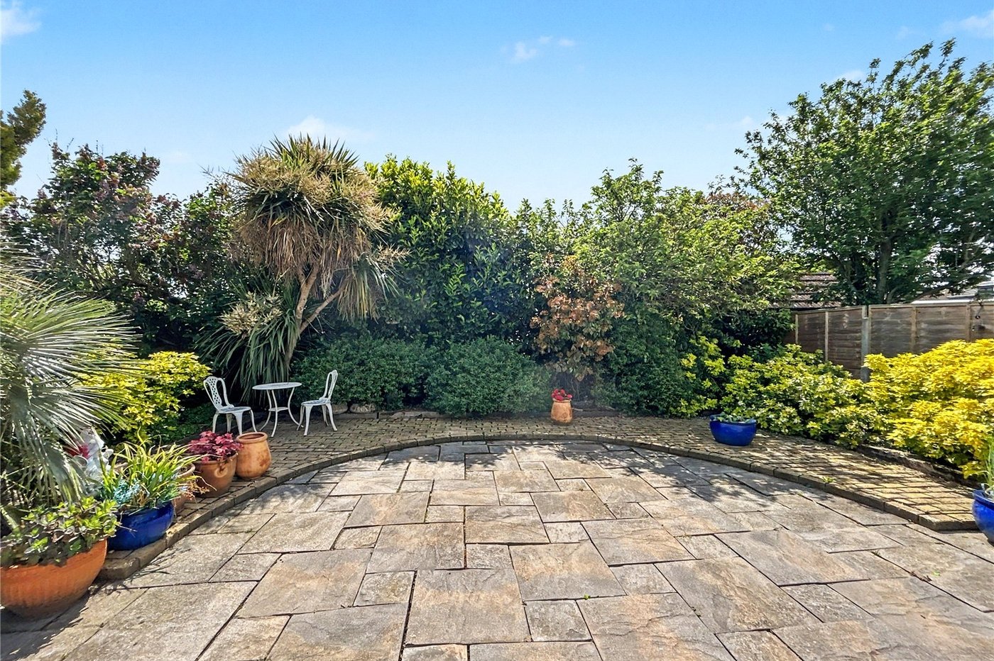 3 bedroom bungalow for sale in Sidcup | Robinson Jackson