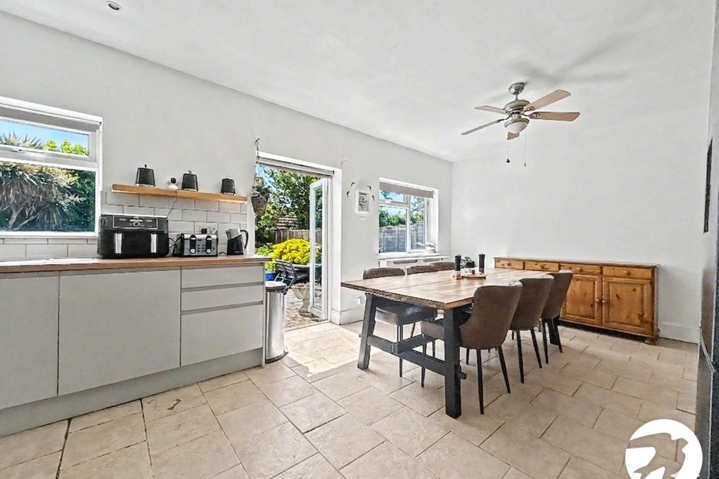 3 bedroom bungalow for sale in Sidcup | Robinson Jackson