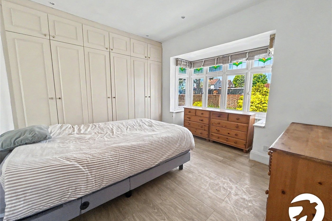3 bedroom bungalow for sale in Sidcup | Robinson Jackson
