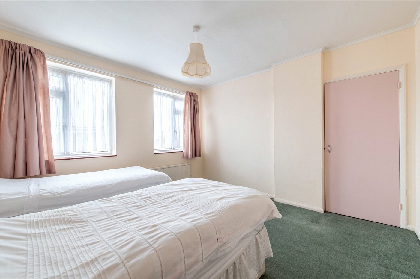 3 bedroom house for sale in Shorne | Robinson Michael & Jackson