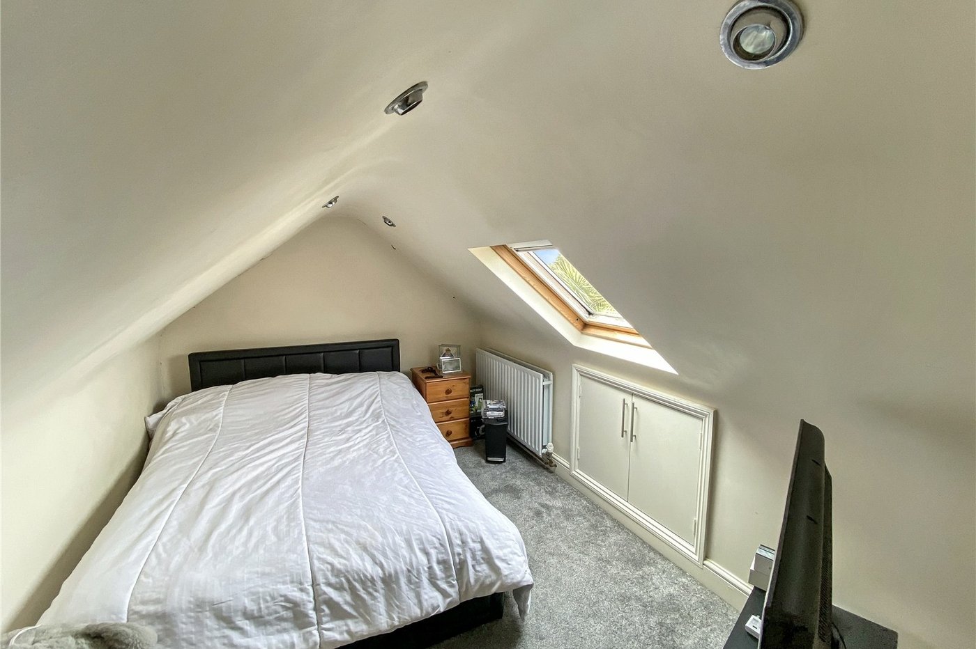 2 bedroom house for sale in Sidcup | Robinson Jackson