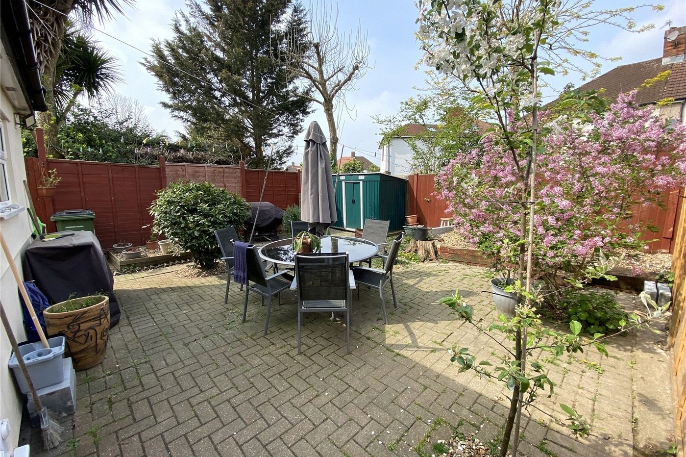 2 bedroom house for sale in Sidcup | Robinson Jackson