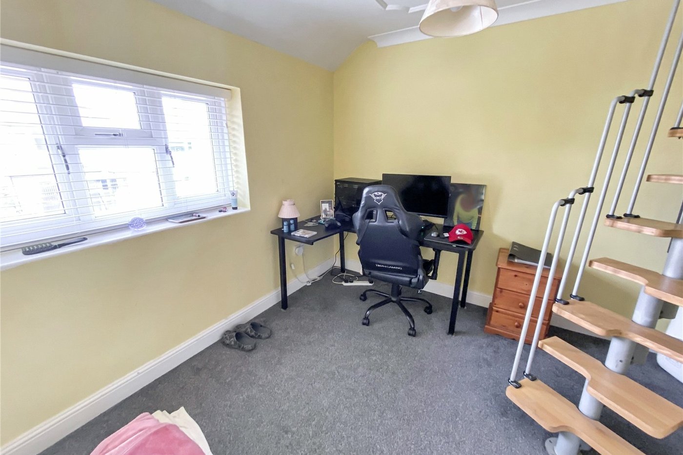 2 bedroom house for sale in Sidcup | Robinson Jackson