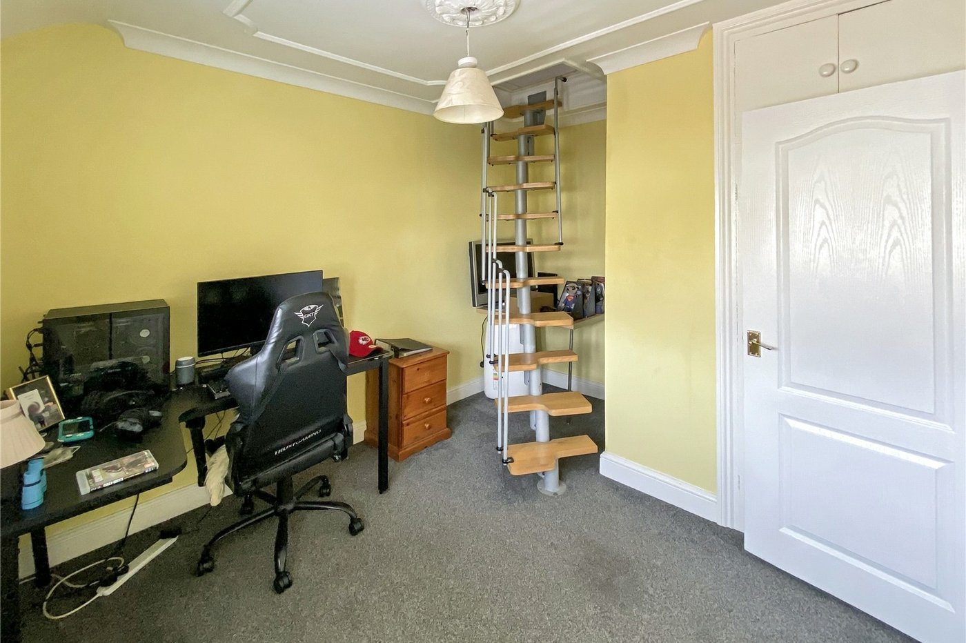 2 bedroom house for sale in Sidcup | Robinson Jackson