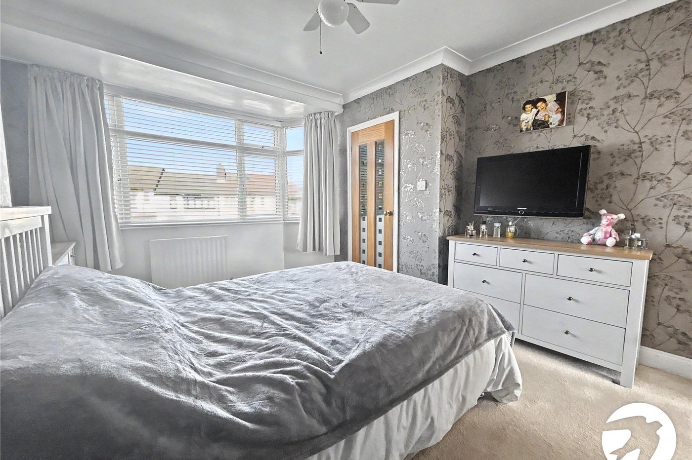 3 bedroom house for sale in South Welling | Robinson Jackson