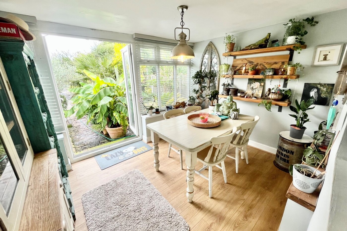 2 bedroom house for sale in South Welling | Robinson Jackson