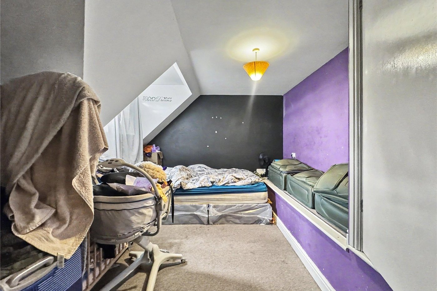 1 bedroom property for sale in Gillingham | Robinson Michael & Jackson