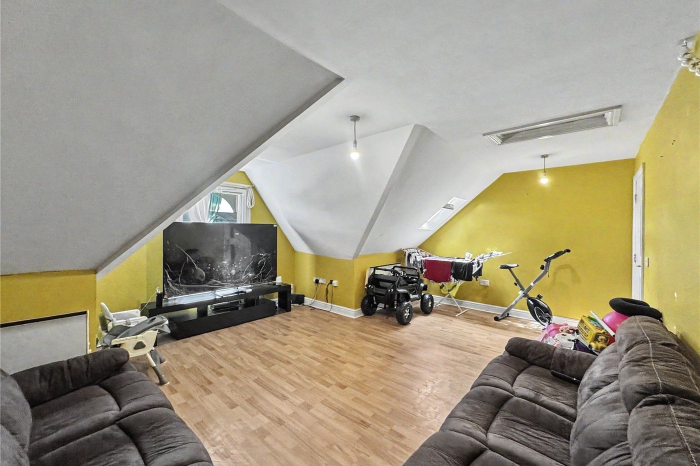 1 bedroom property for sale in Gillingham | Robinson Michael & Jackson