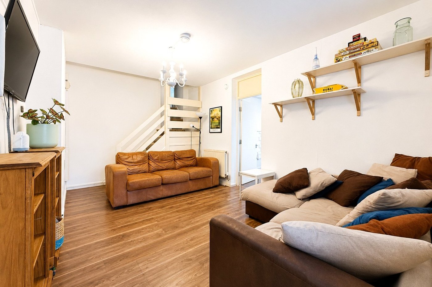 5 bedroom property for sale in London | Robinson Jackson