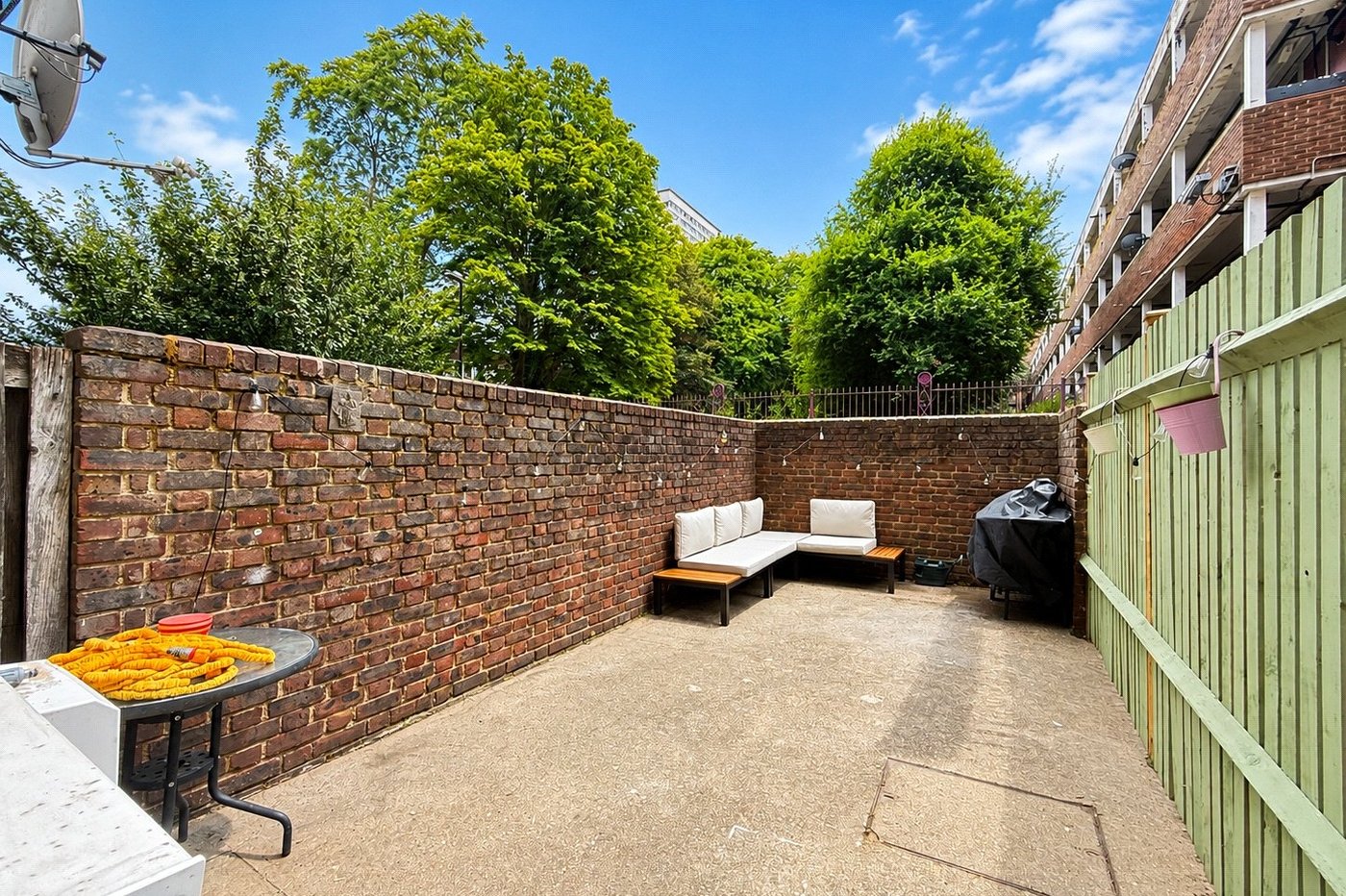 5 bedroom property for sale in London | Robinson Jackson