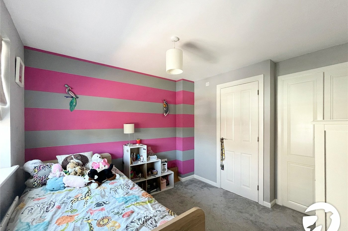 6 bedroom house for sale in Sittingbourne | Robinson Michael & Jackson