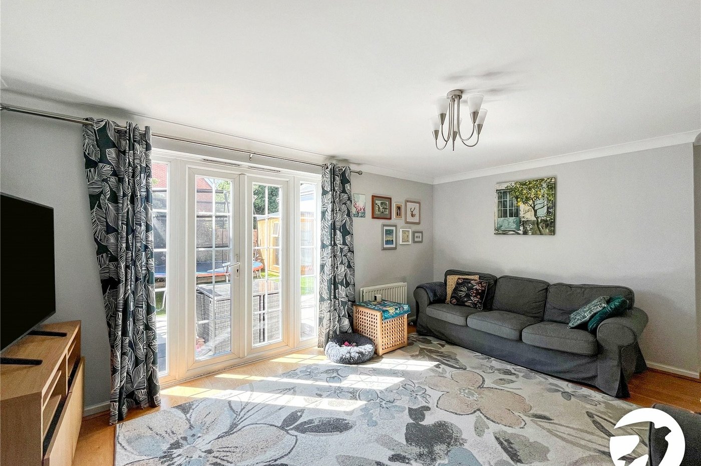 6 bedroom house for sale in Sittingbourne | Robinson Michael & Jackson