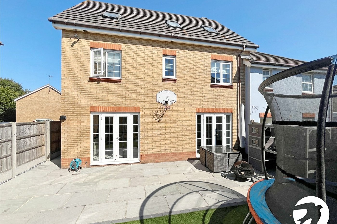 6 bedroom house for sale in Sittingbourne | Robinson Michael & Jackson