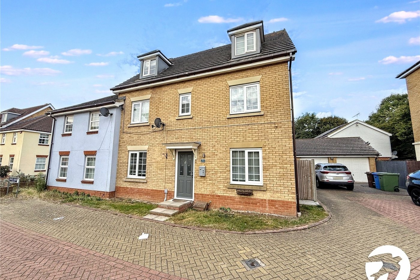 6 bedroom house for sale in Sittingbourne | Robinson Michael & Jackson