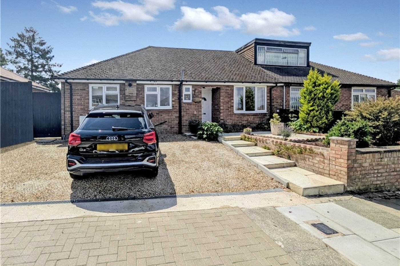 2 bedroom bungalow for sale in Orpington | Robinson Jackson