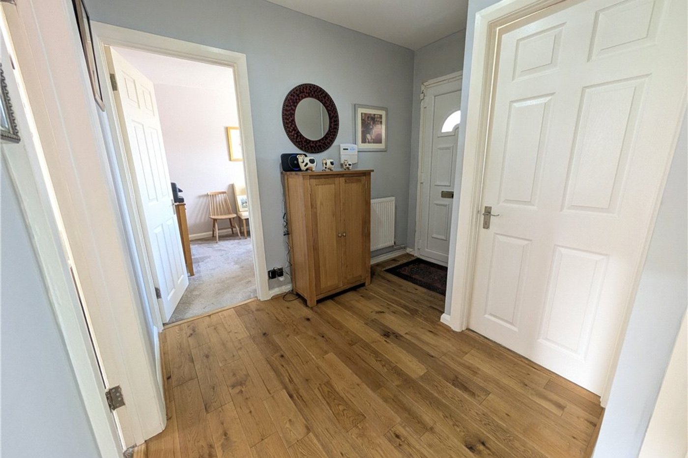 2 bedroom bungalow for sale in Orpington | Robinson Jackson