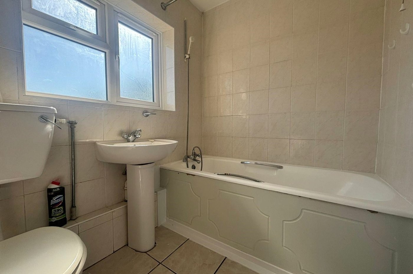 3 bedroom house for sale in Northfleet | Robinson Michael & Jackson