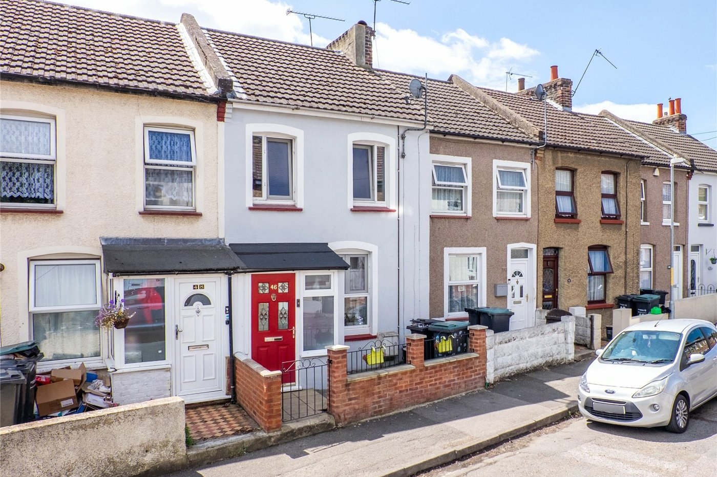 2 bedroom house for sale in Gravesend | Robinson Michael & Jackson