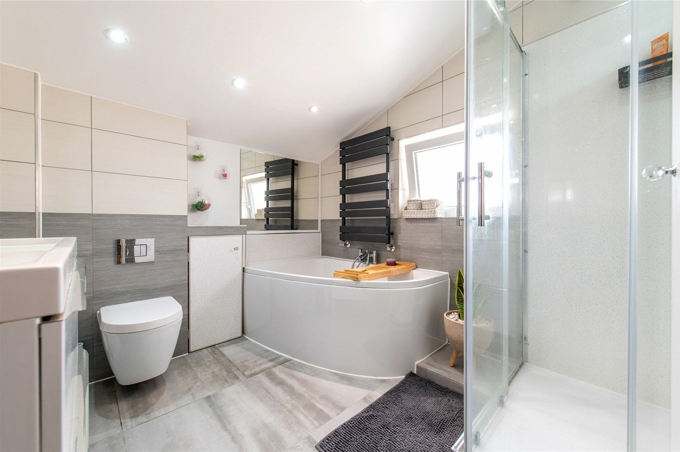 2 bedroom house for sale in Gravesend | Robinson Michael & Jackson