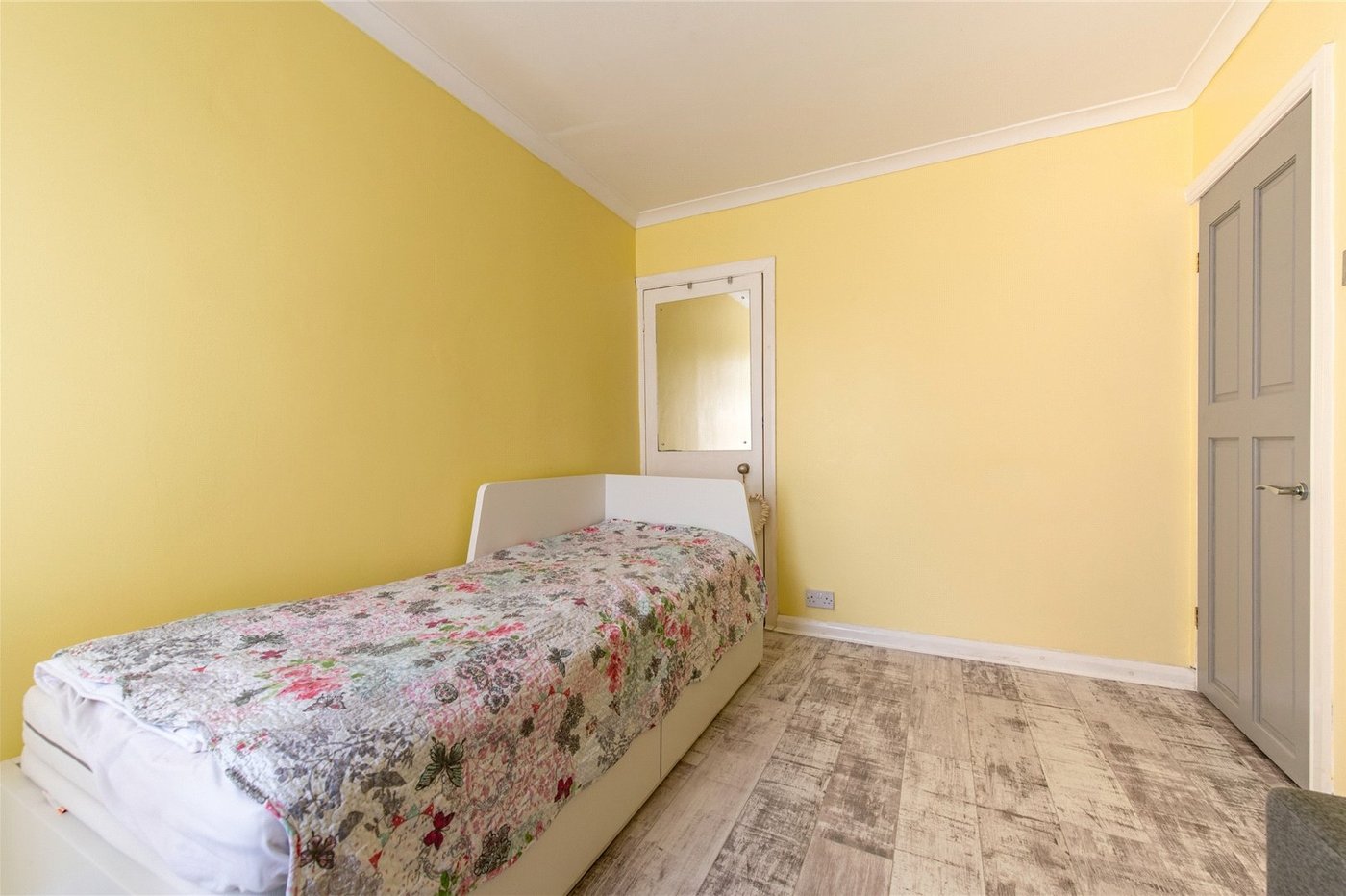 2 bedroom house for sale in Gravesend | Robinson Michael & Jackson