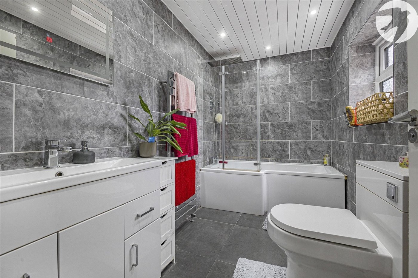 3 bedroom house for sale in Strood | Robinson Michael & Jackson