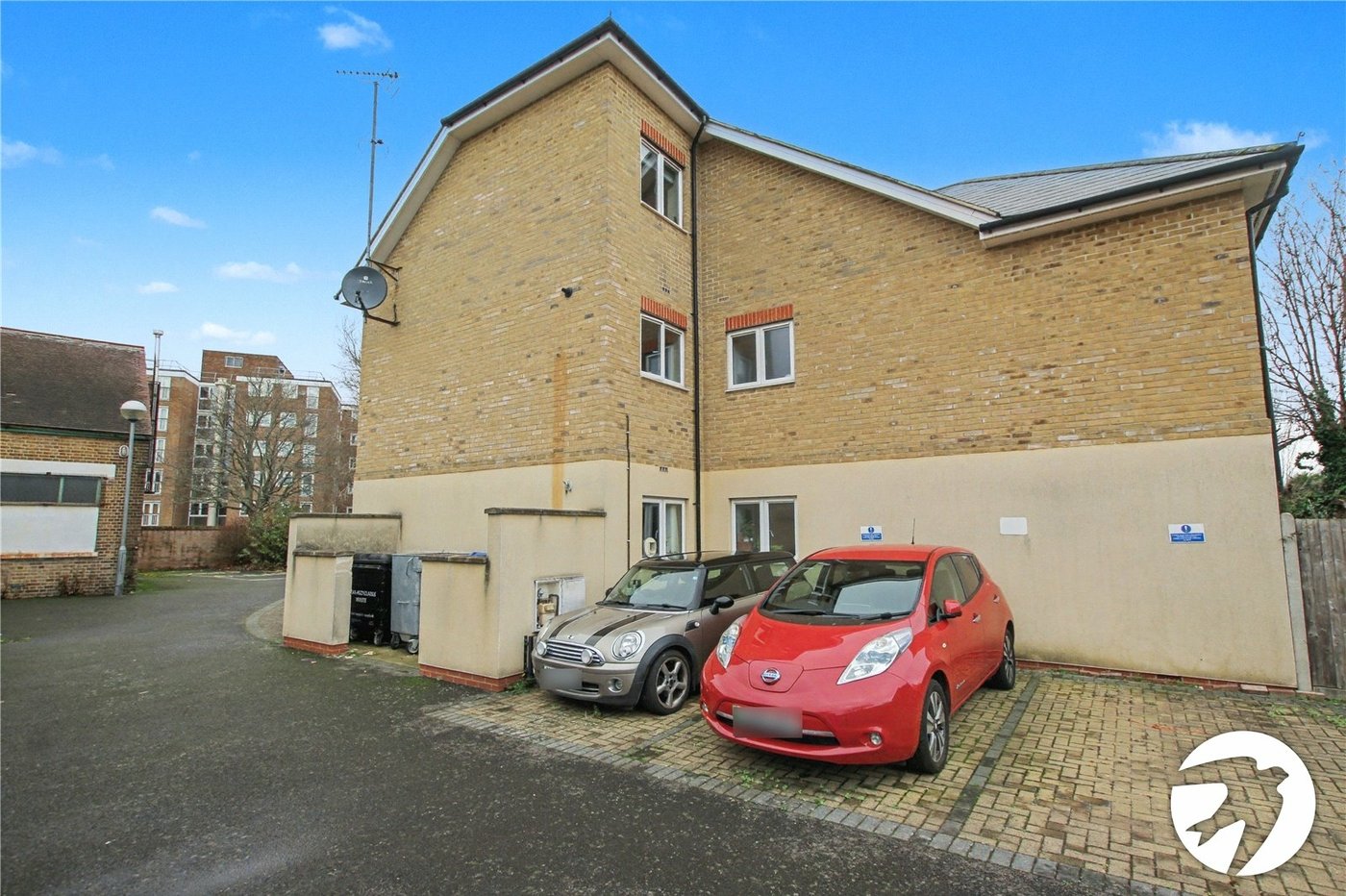 1 bedroom property for sale in Plumstead Common | Robinson Jackson