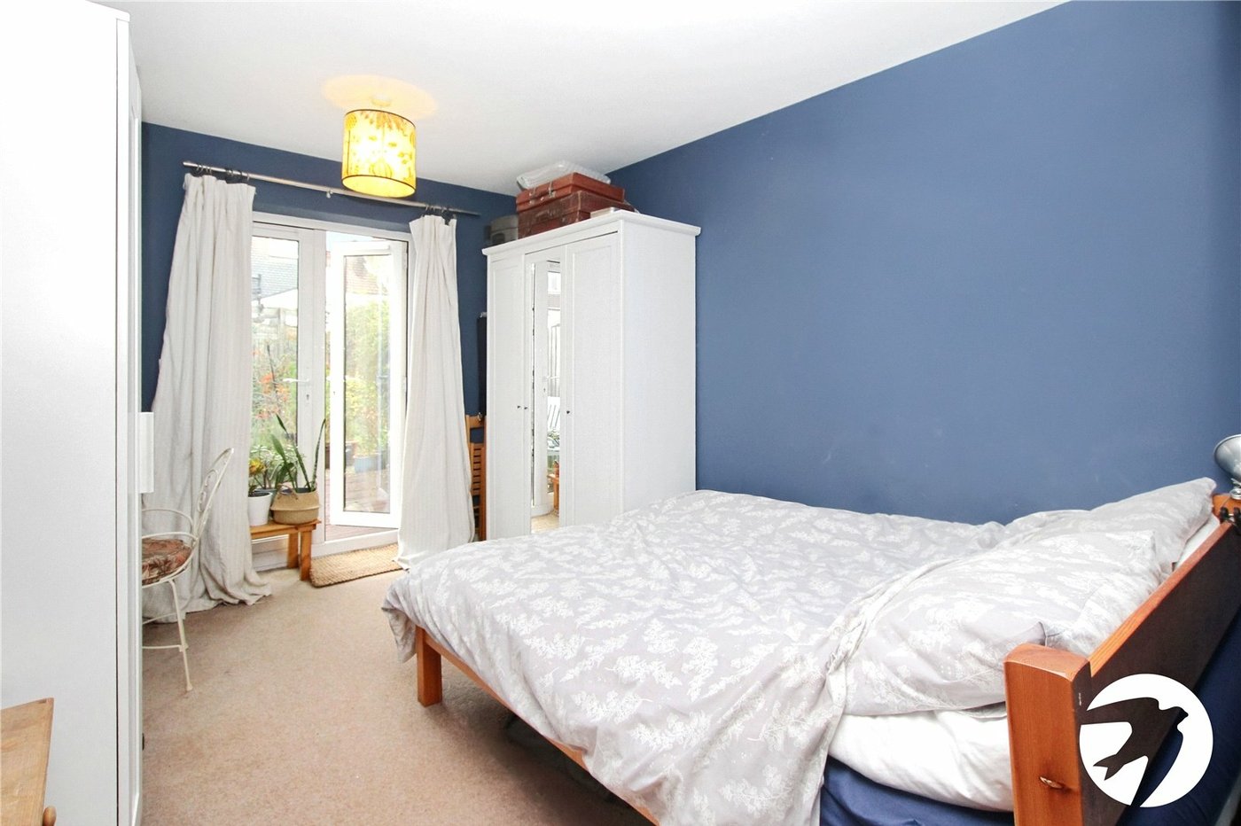 1 bedroom property for sale in Plumstead Common | Robinson Jackson