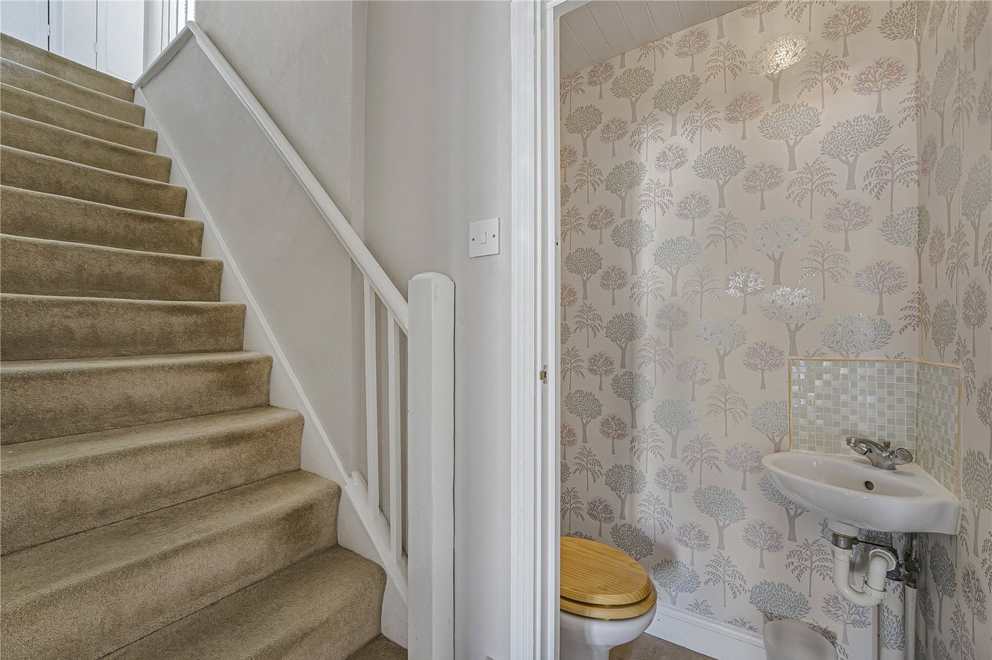 2 bedroom house for sale in Dartford | Robinson Jackson