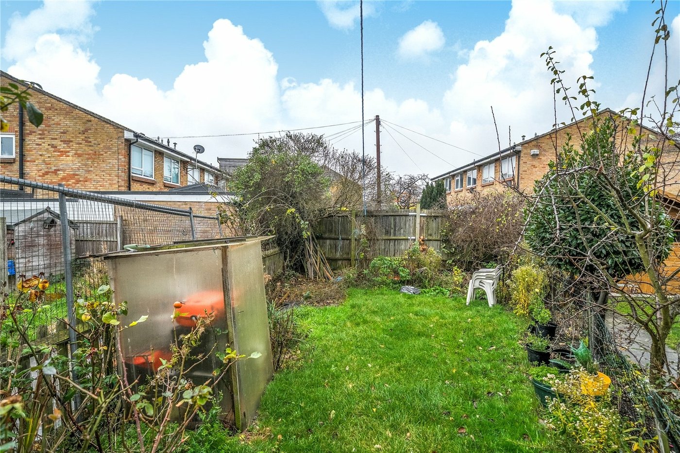 2 bedroom property for sale in London | Robinson Jackson