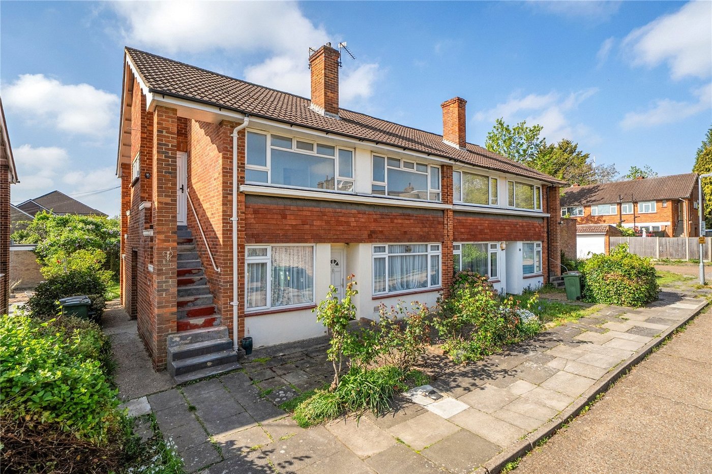 2 bedroom property for sale in London | Robinson Jackson