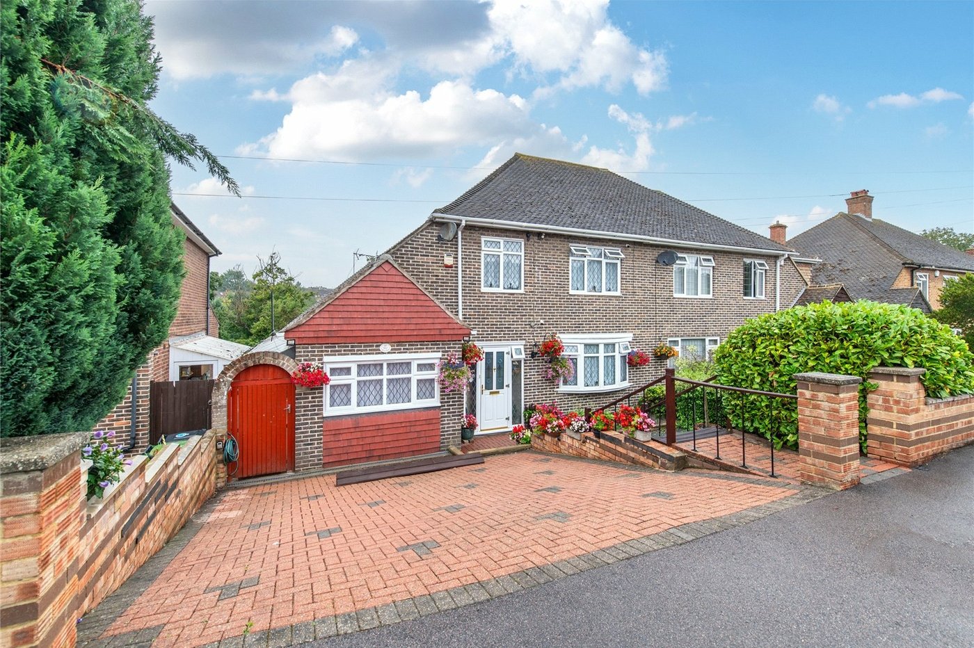 3 bedroom house for sale in Gravesend | Robinson Michael & Jackson