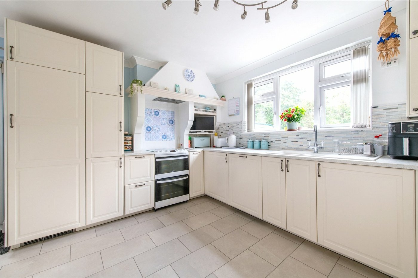 3 bedroom house for sale in Gravesend | Robinson Michael & Jackson