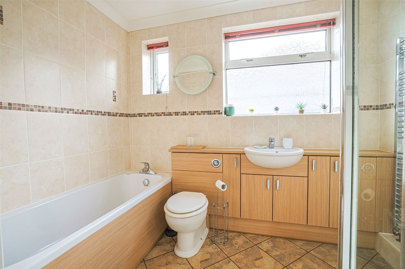 2 bedroom bungalow for sale in Gravesend | Robinson Michael & Jackson