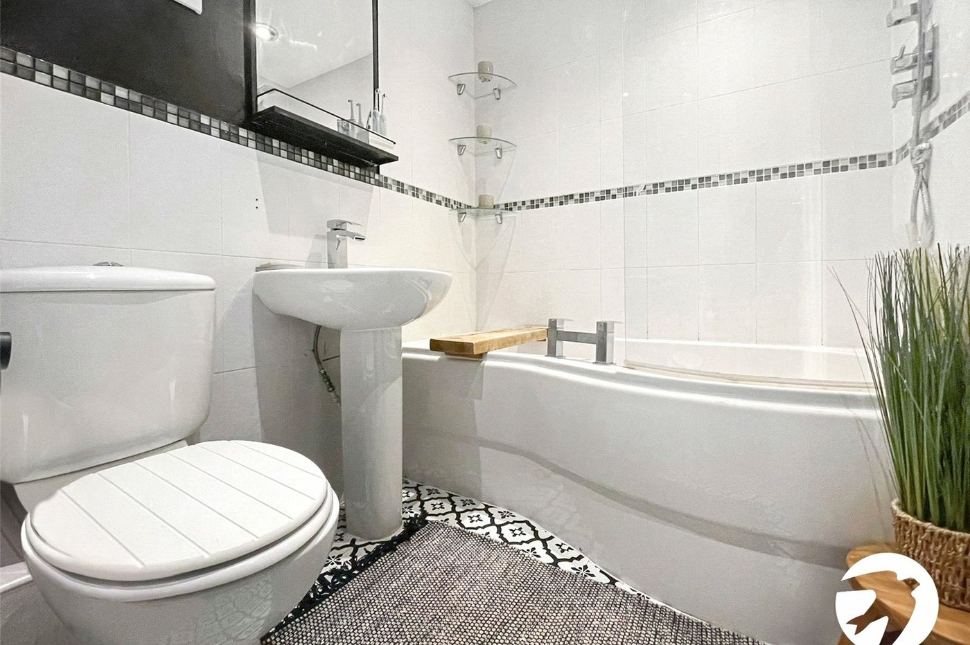 2 bedroom house for sale in Sittingbourne | Robinson Michael & Jackson