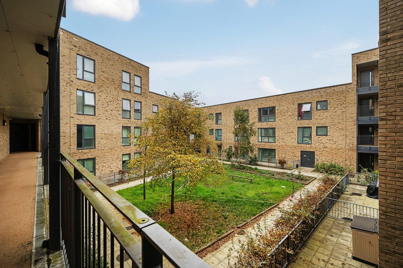 1 bedroom property for sale in London | Robinson Jackson