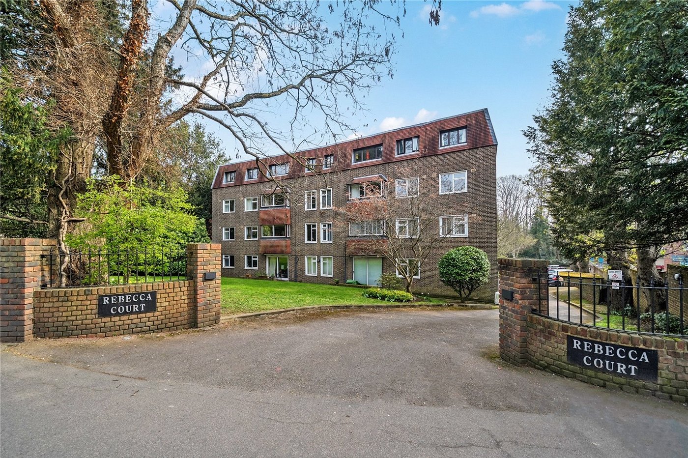 3 bedroom property for sale in 8 Crystal Palace Park Road | Robinson Jackson