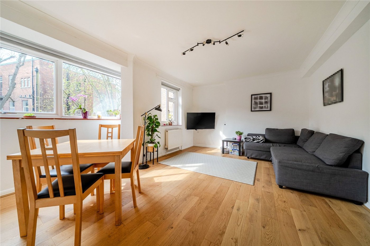 3 bedroom property for sale in 8 Crystal Palace Park Road | Robinson Jackson