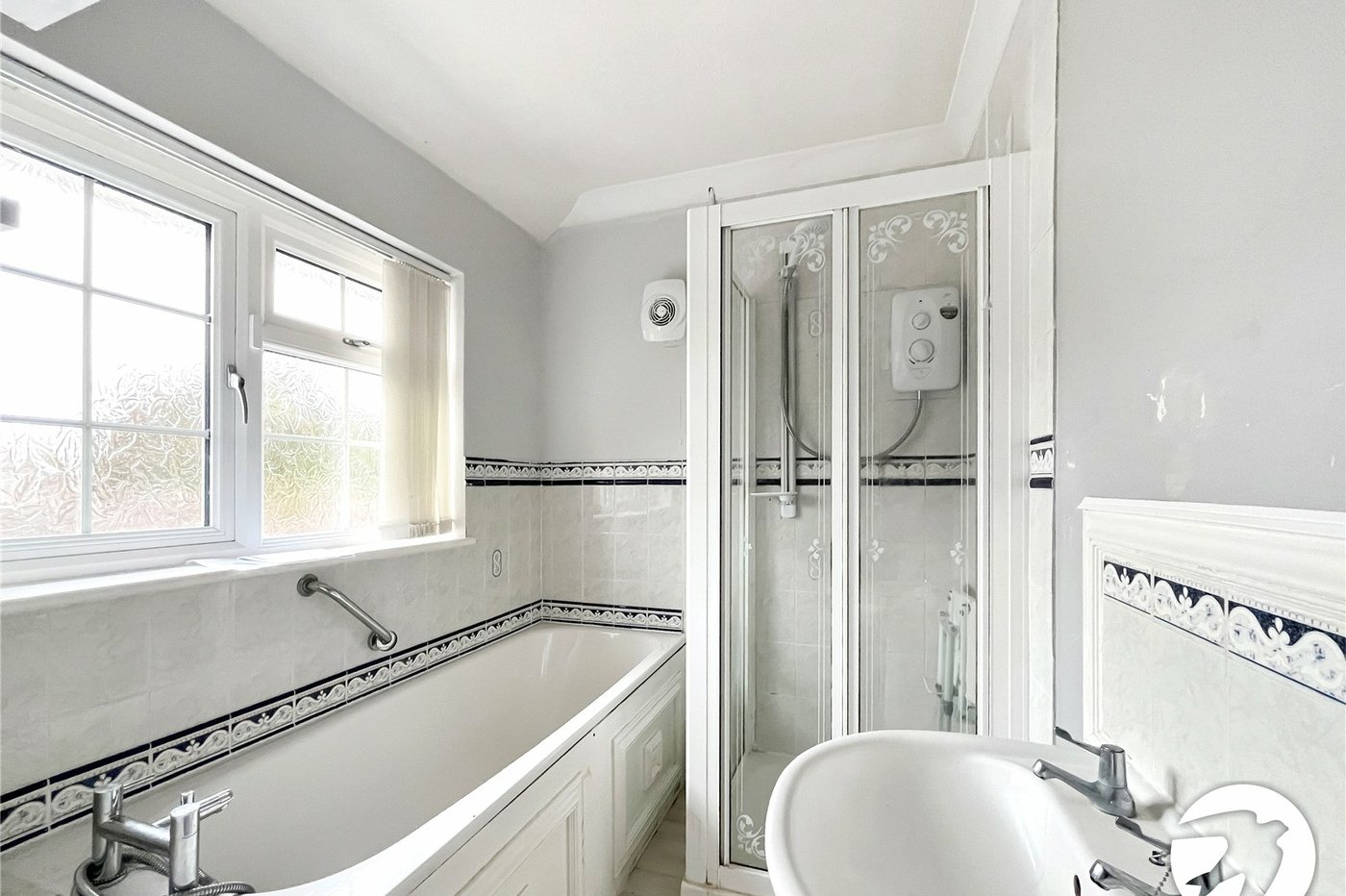 3 bedroom house for sale in Sittingbourne | Robinson Michael & Jackson